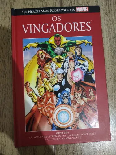 HQ Os vingadores - Capa Dura
