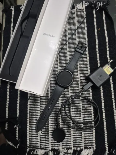 VENDE-SE GALAXY SMARTWATCH CLASSIC 6 - SEMI NOVO