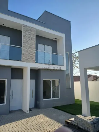 Casa em Condomínio - Cidade Jardim - Villagio Condomínio Miami 2 Dormitórios - 86m².