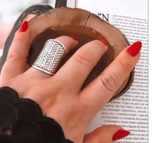 Anel estilo BOHO trice com detalhes na prata envelhecida TAM 16/17 prata 925