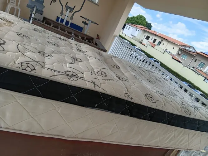Colchão de casal usado em bom estado para uso