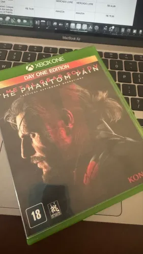 Jogo metal gear solid V