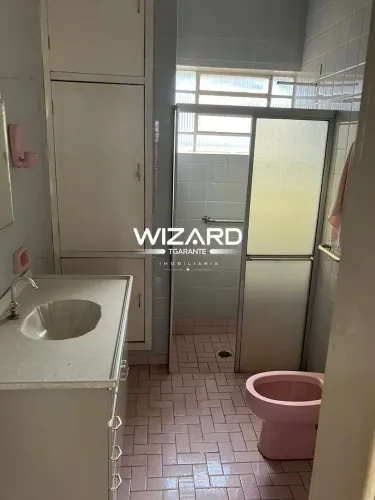 Casa Residencial com galpão e salão comercial no Centro de Ourinhos