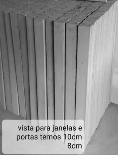 Molduras em concreto vista para janelas 
