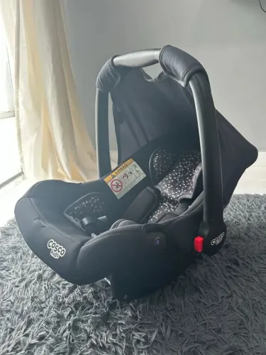Bebê conforto 