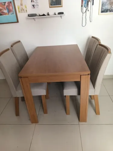 Mesa 4 cadeiras