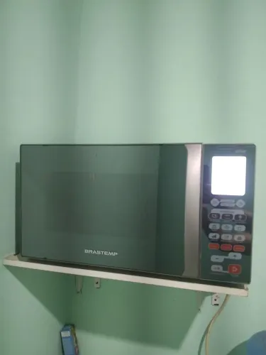 microonda Brastemp espelhado todo de inox com função grill funcionando perfeitamente