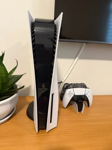 PlayStation 5 c/ Leitor de Mídia Física