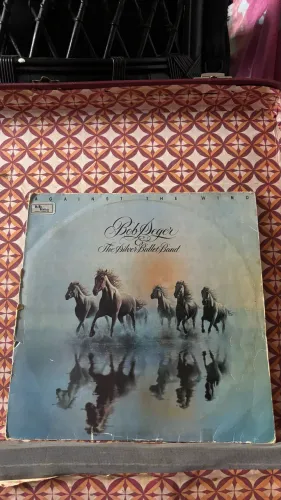 LP Bob Seger - Against the Wind 1980 | The Silver Bullet Band