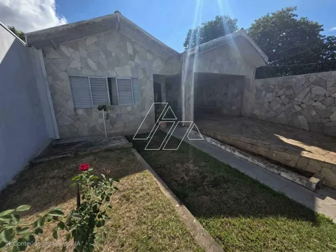 Casa à venda, 4 quartos, 1 suíte, 4 vagas, Alto Cafezal - Marília/SP