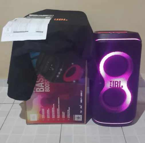 JBL PARTY BOX CLUB 120 com CAIXA,capa e NOTA FISCAL VALOR NEGOCIÁVEL (estado de novo)