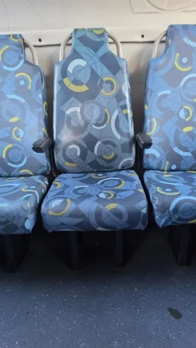 Banco de Ônibus Urbano Duplo e Individual - Pronto para Uso