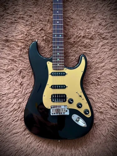 Fender American Deluxe 60th Montenegro