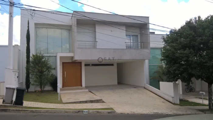 Casa em Condomínio: 4 quartos, 4 suítes, 2 salas, 2 banheiros, 4 vagas - Parque Campolim,
