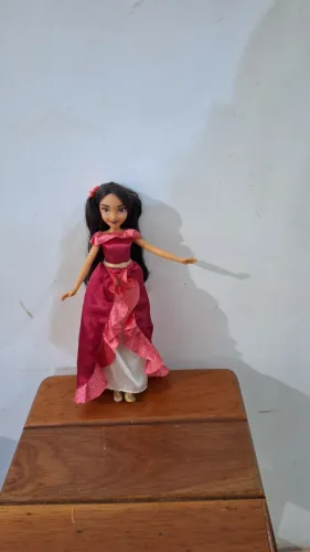 Boneca Elena De Avalor <br>As imagens