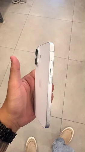 iPhone 16 128gb