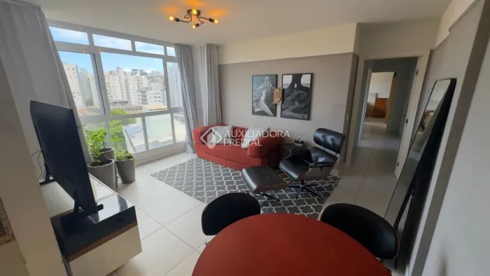 Apartamento 2 dormitórios à venda no centro.