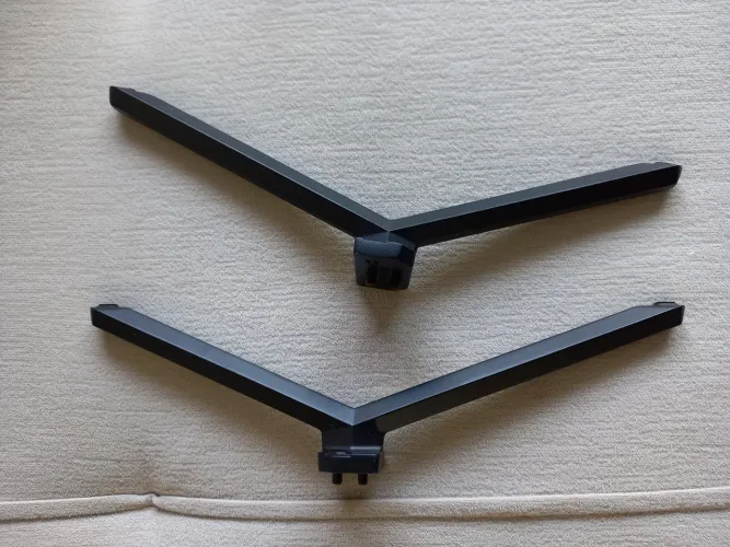 Par de Pés Base TV Philips 65" Original (Série PUG7408 / PUG7908)