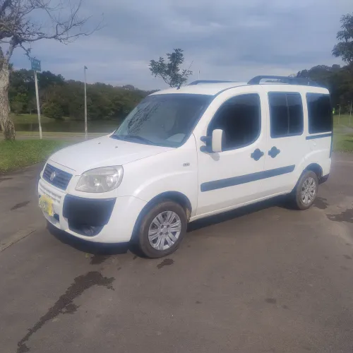 Fiat Doblo Attractive 1.4 Fire Flex 8V 5P 2013