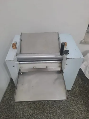 Cilindro Laminador de Massa de Pastel e Salgados