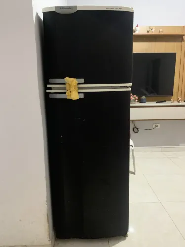 Geladeira para conserto