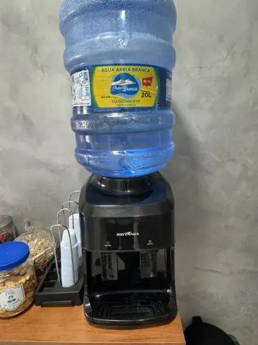 Bebedouro semi novo!