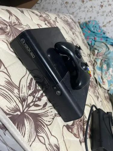Xbox 360 com controle aceito troca negocio
