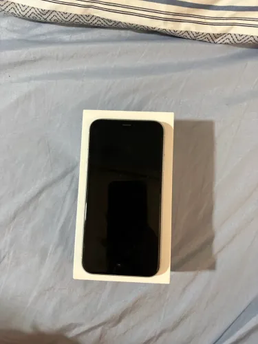 iPhone XR usado