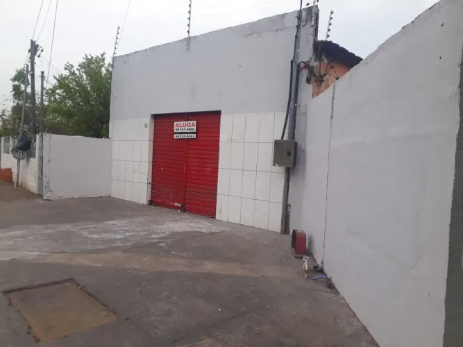 Aluga galpão próximo shopping estação