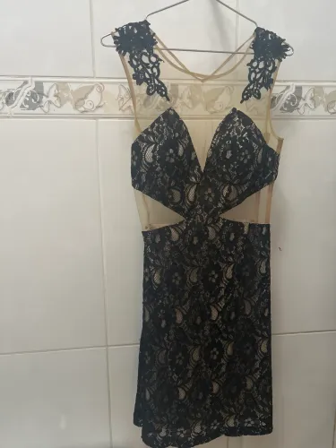 Vestido preto de festa da Elaé tamanho P