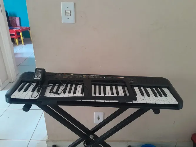 Teclado musical yamaha