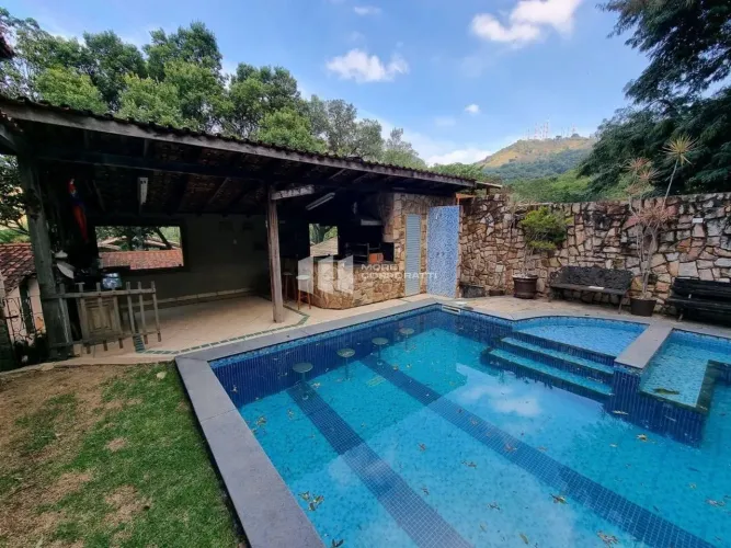 Casa - 3 Quartos - 920m² - Fradinhos - Vitória/ES