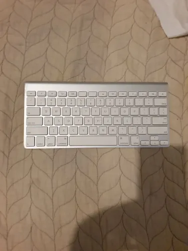 Teclado sem fio Apple 