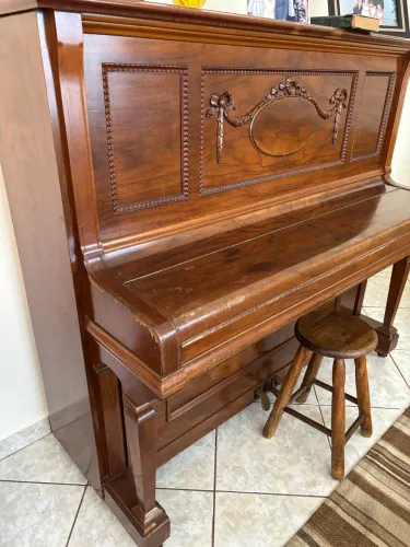 Piano alemão de 1925