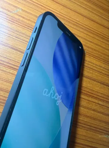 iPhone 12 128GB Preto - Bateria 79% - Completo com Fio, Impecável