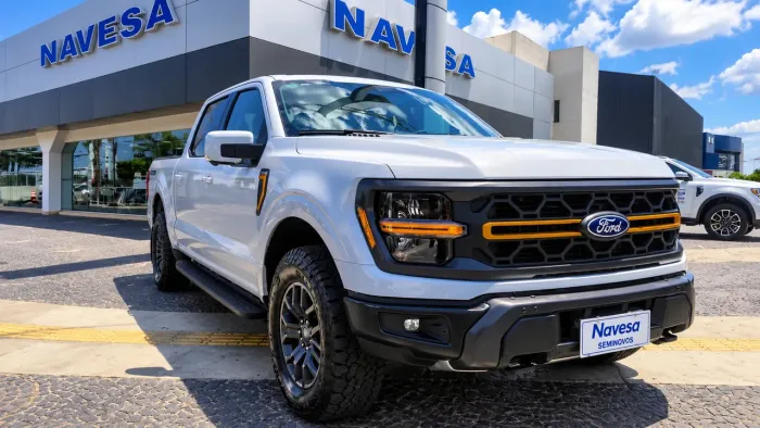 Ford F-150 Tremor 4X4 5.0 V8 2025
