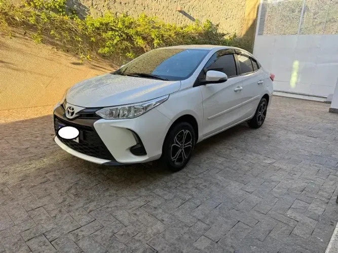 Toyota Yaris XL Sedan 1.5 Flex 16V 4P Aut. 2024