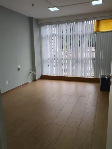 Sala Comercial -Ed. Rejan -16 Março