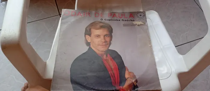 Vendo vários vinil cada 1 por 150,00 preço a combinar
