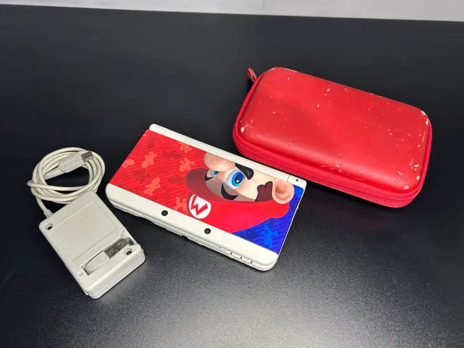 Nintendo New 3DS Edição Especial - Super Mario