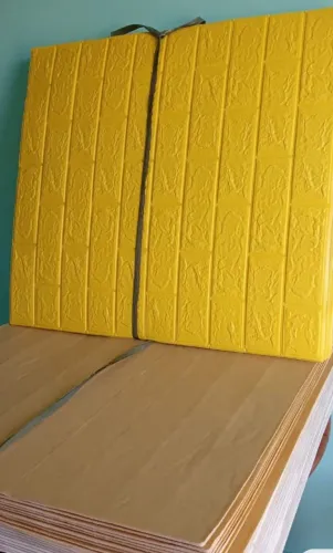 Papel de parede tijolinho cor amarelo 