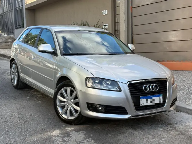 Audi A3 Sportback 1.6 8V 102cv 5P 2009