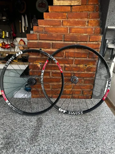 Rodas mullet dt Swiss ex471 cubos giant