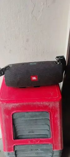 Vendo caixa de som JBL original 
