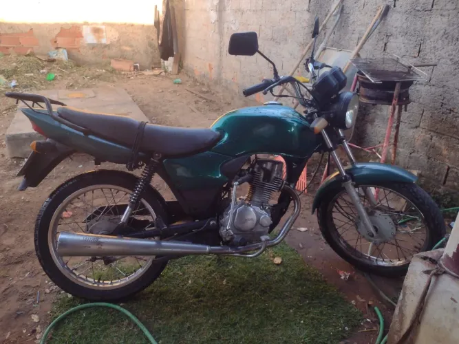 Vendo moto cg 125 titan