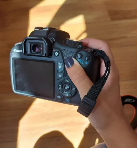 Canon T5