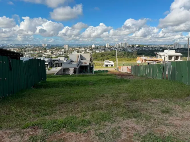 Terreno a venda 385 m² com vista para a cidade no Terras Alpha SJCampos/SP