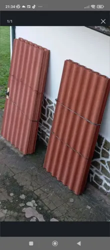 Vendo 49 telhas 2.44×1.10 5 mm pintadas côr cerâmica acompanha 140 parafusos, telhas novas