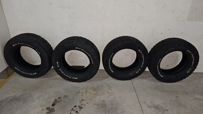 4 PNEUS BF GOLDRICH ALL TERRIAN 275/65R18 