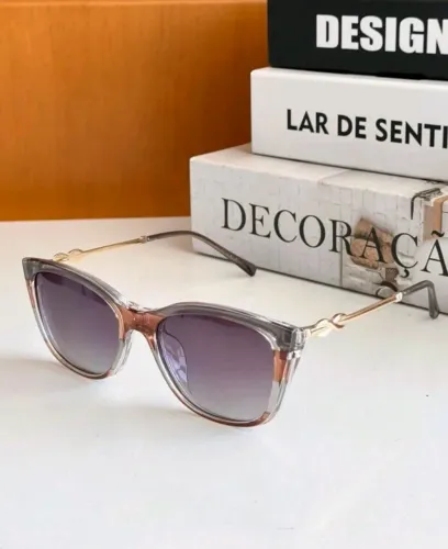 Vendo Armação de óculos, Clipon, na cor champanhe